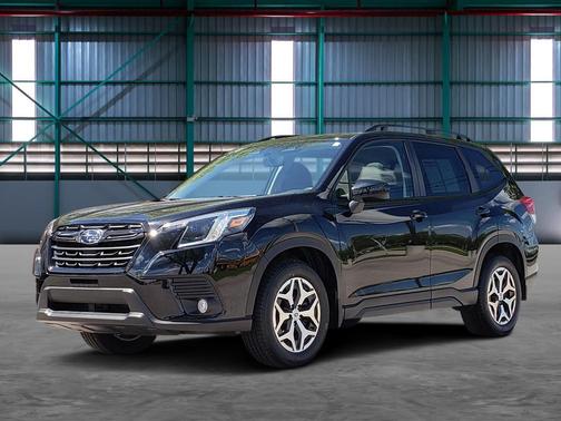 Crystal Black Silica 2023 Subaru Forester Premium