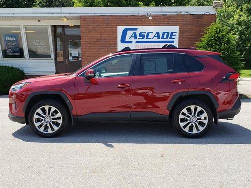 2023 Toyota RAV4 XLE Premium