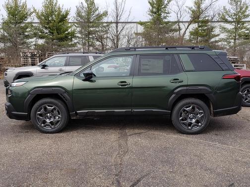 DEEP EMERALD GREEN PEARL PAINT 2026 Subaru Outback Premium