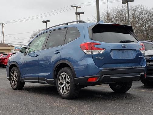 Horizon Blue Pearl 2021 Subaru Forester Premium