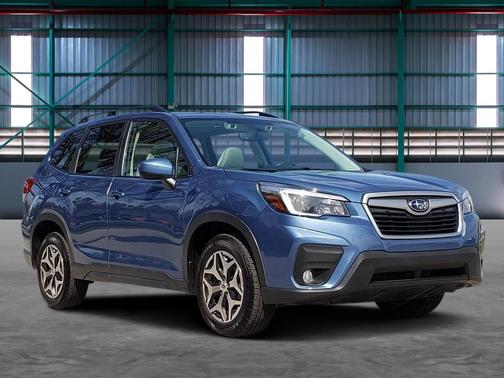 Horizon Blue Pearl 2021 Subaru Forester Premium