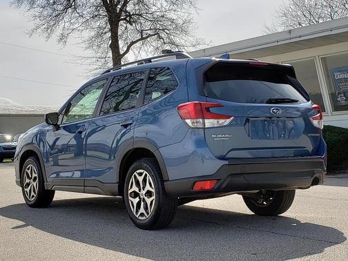 Horizon Blue Pearl 2021 Subaru Forester Premium