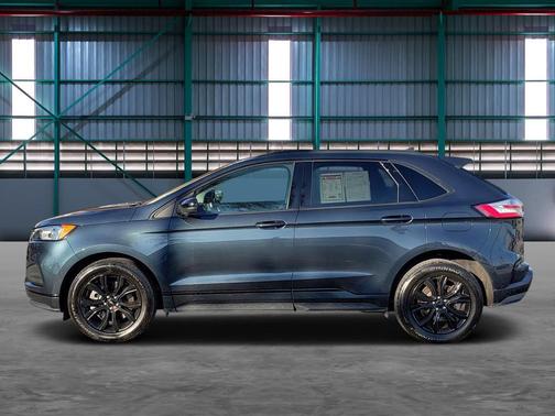 2023 Ford Edge SE