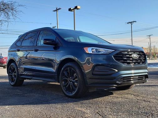 2023 Ford Edge SE