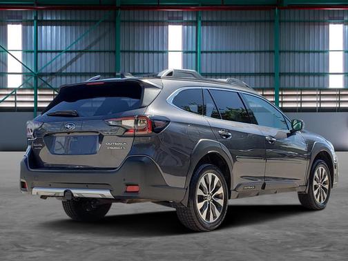Magnetite Gray Metallic 2023 Subaru Outback Touring XT