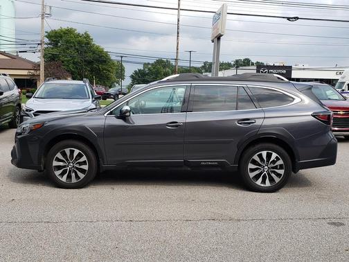 Magnetite Gray Metallic 2023 Subaru Outback Touring XT