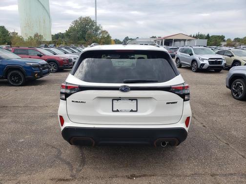 CRYSTAL WHITE 2026 Subaru Forester Sport