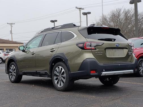 2024 Subaru Outback Touring