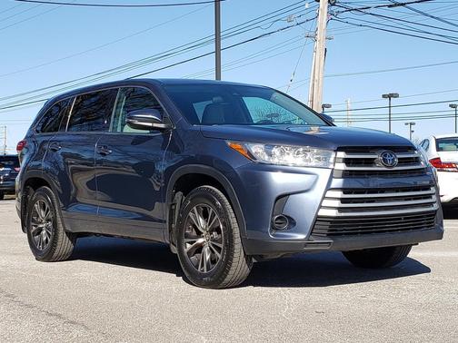 2018 Toyota Highlander LE