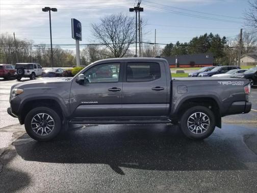 2022 Toyota Tacoma TRD Sport