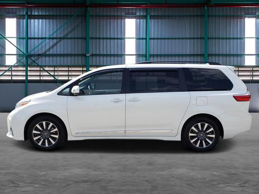 2019 Toyota Sienna Limited