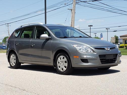 Carbon Gray Mist Metallic 2011 Hyundai Elantra Touring GLS
