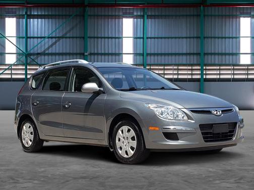 Carbon Gray Mist Metallic 2011 Hyundai Elantra Touring GLS