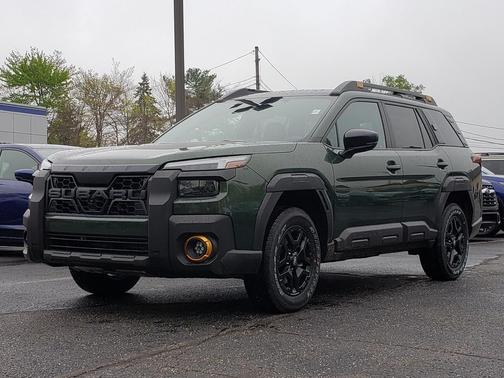 DEEP EMERALD GREEN 2026 Subaru Outback Wilderness