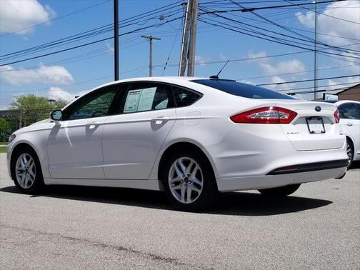 2015 Ford Fusion SE
