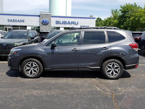 Magnetite Gray Metallic 2020 Subaru Forester Premium