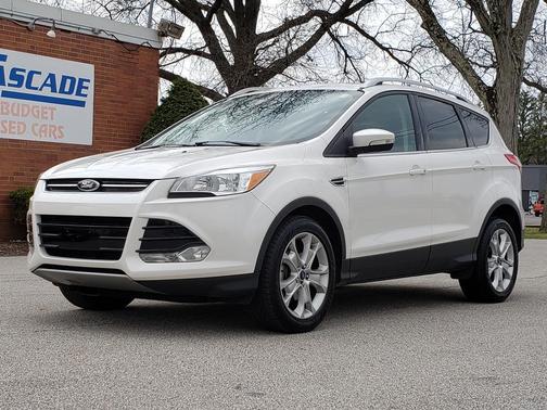 White Platinum Metallic Tri-Coat 2015 Ford Escape Titanium