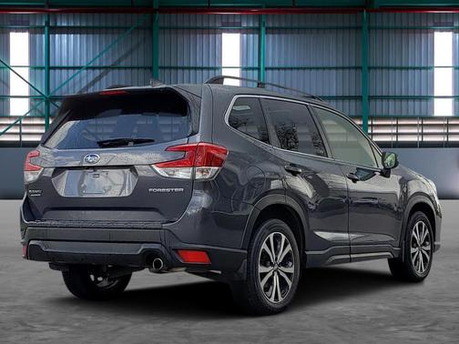 Magnetite Gray Metallic 2020 Subaru Forester Limited