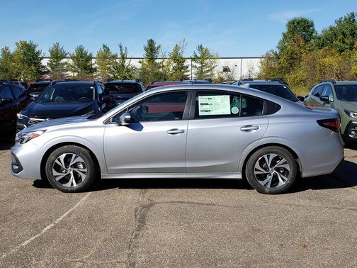 2025 Subaru Legacy Premium