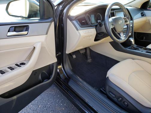 2019 Hyundai SONATA SEL