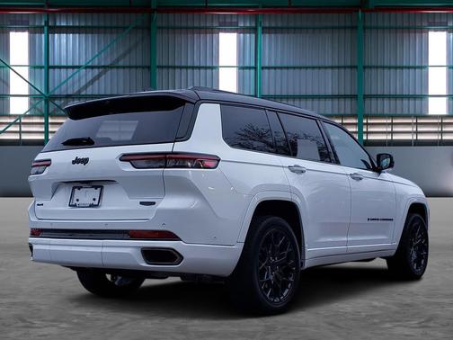 2024 Jeep Grand Cherokee L Summit