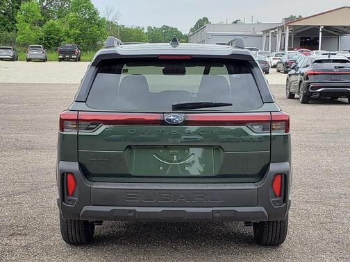 DEEP EMERALD GREEN PEARL PAINT 2026 Subaru Outback Limited XT