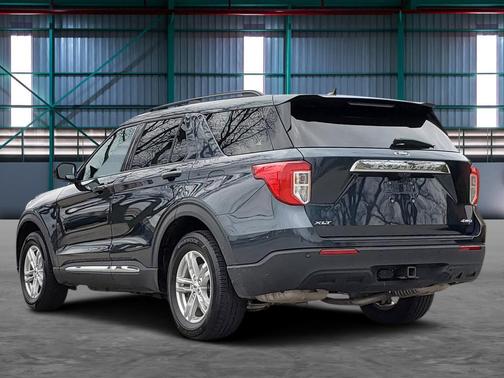 Stone Blue Metallic 2022 Ford Explorer XLT