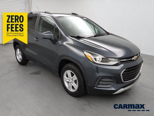 Gray 2022 Chevrolet Trax LT