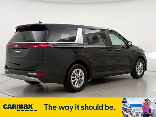2024 Kia Carnival LX Seat Package