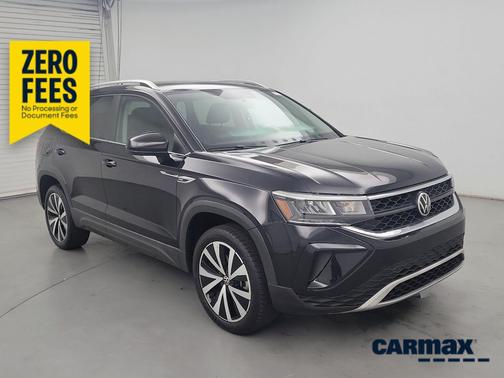 Black 2022 Volkswagen Taos SE