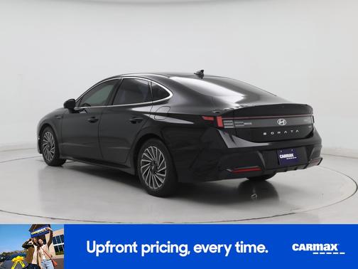 Black 2024 Hyundai SONATA Hybrid Limited