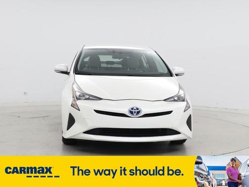 2016 Toyota Prius Three