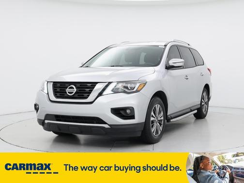 2018 Nissan Pathfinder SV