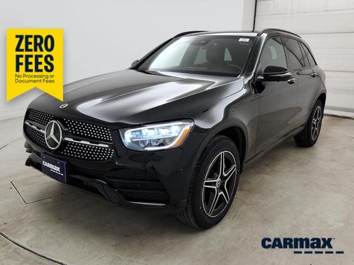 Black 2022 Mercedes-Benz GLC 300