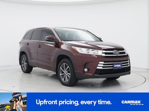 Red 2018 Toyota Highlander XLE
