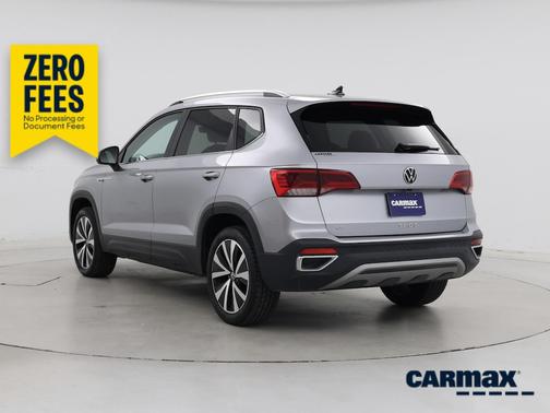 Silver 2024 Volkswagen Taos SE