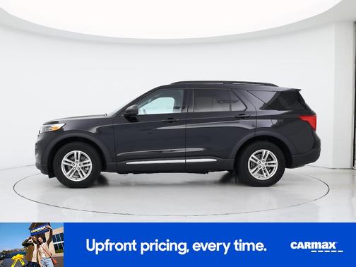 Black 2023 Ford Explorer XLT