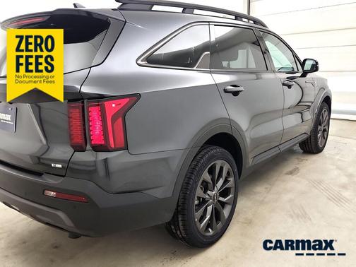 Gray 2023 Kia Sorento X-Line EX