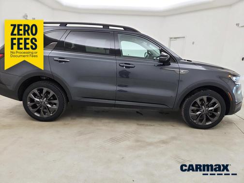 Gray 2023 Kia Sorento X-Line EX