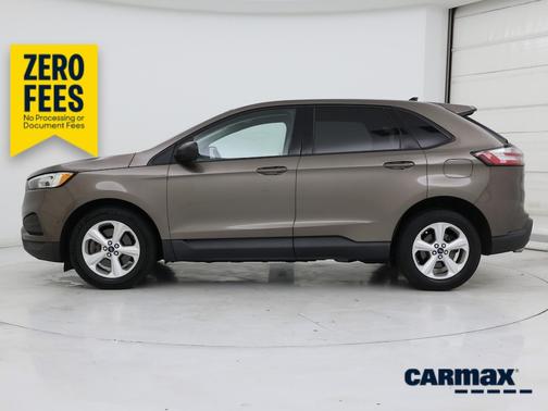 Black 2019 Ford Edge SE