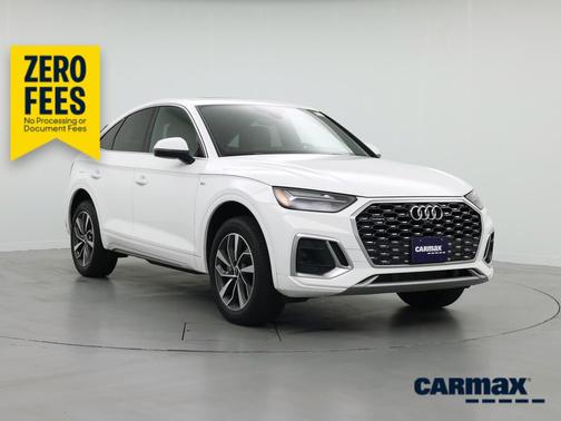 White 2023 Audi Q5 Sportback S-Line Premium