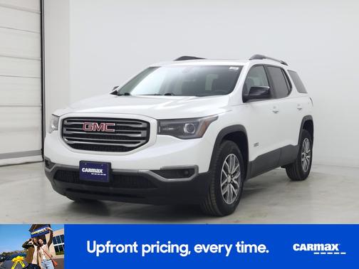 White 2017 GMC Acadia SLE