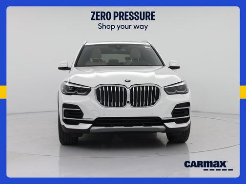 White 2022 BMW X5 sDrive40i