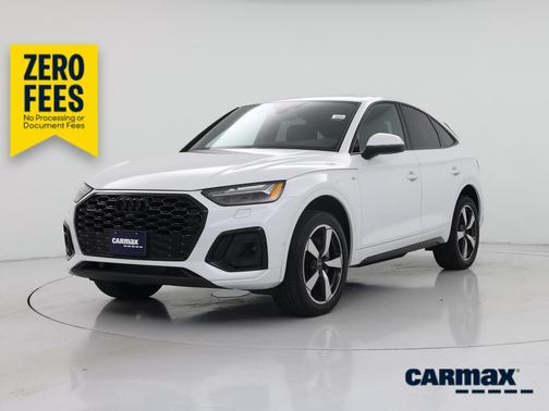 White 2022 Audi Q5 Sportback S-Line Prestige