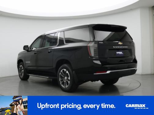 2025 Chevrolet Suburban LT