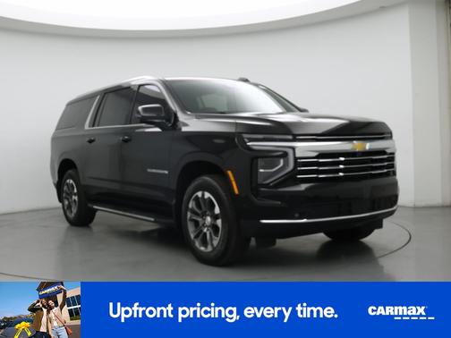 2025 Chevrolet Suburban LT