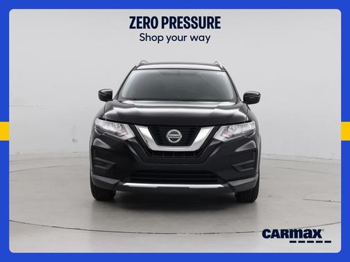 Black 2018 Nissan Rogue SV
