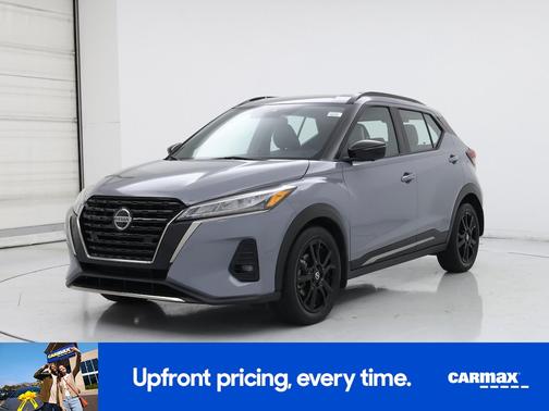 Gray 2021 Nissan Kicks SR