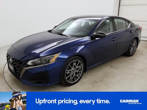 Blue 2023 Nissan Altima SR