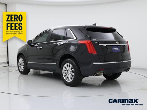 Black 2019 Cadillac XT5